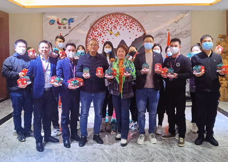 平安夜：kaiyun开云祝您平安喜乐，幸福安康！ 